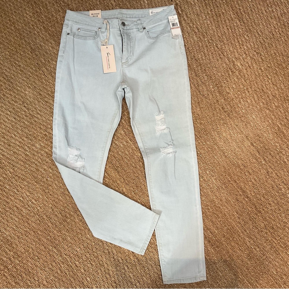 Two by Vince Camuto Light Blue Denim Jeans